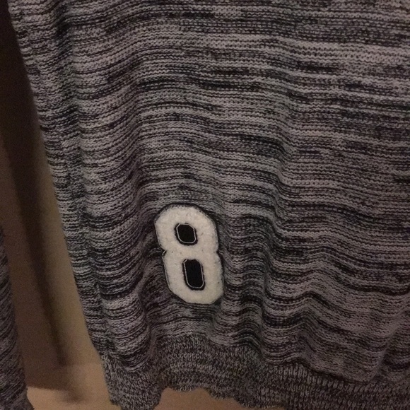 Grey sweater - Picture 5 of 5